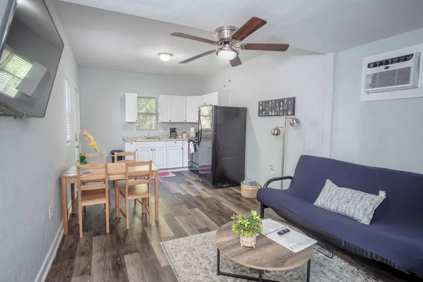Remodeled Historic 1BR 1BA House Near Downtown - Image 1