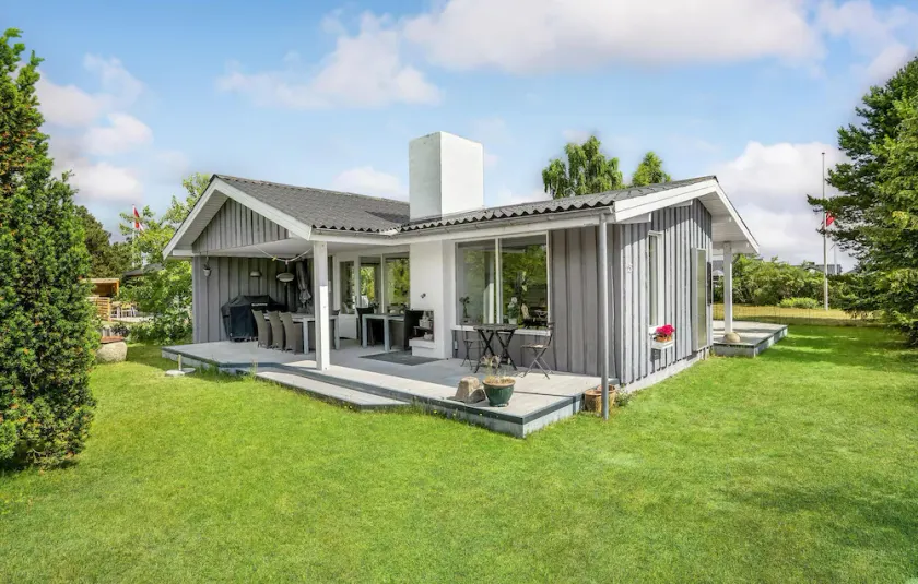 Lovely Home In Juelsminde With Kitchen - Image 1