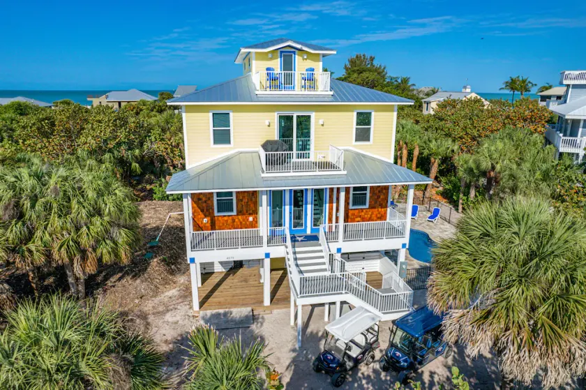 The MAINE DECK - BRAND NEW DESIGNER HOME WITH PRIVATE POOL AND 2 GOLF CARTS - Image 1