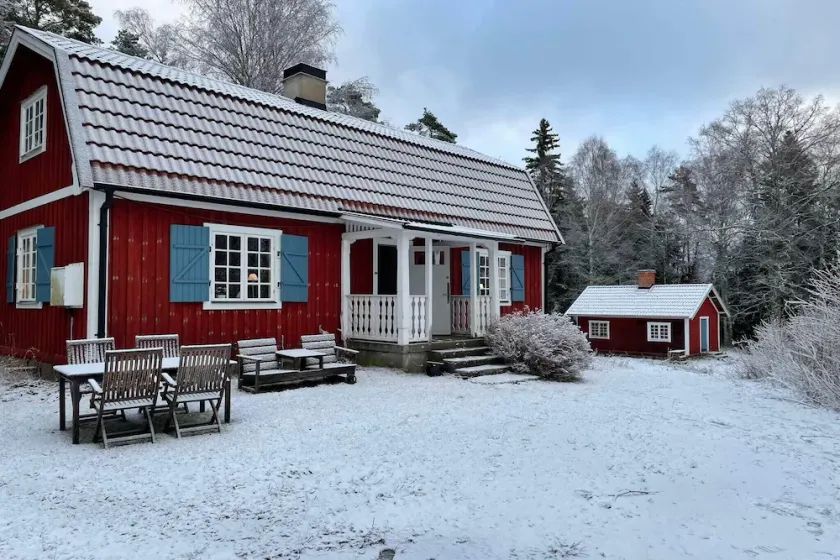 6 person holiday home in JÄRNA-By Traum - Image 1