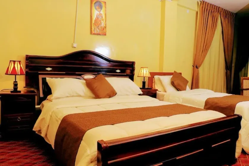 Keba Guesthouse Twin Room with Private Bathroom - Image 1
