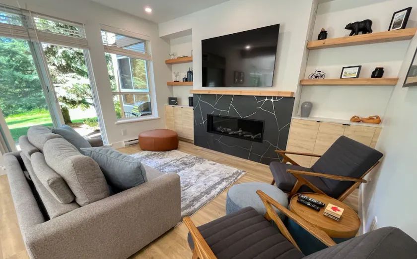Ground floor on the Golf Course with BBQ. Free shuttle, parking & WiFi. - Image 1
