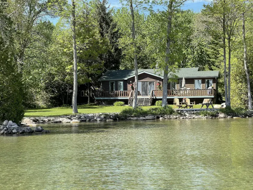 Waterfront & Pvt Beach 120’Shoreline: SHALLOW/Sandy: Perfect for Little Kids! - Image 1