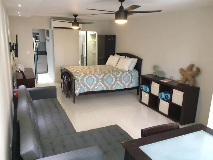 Paradise by the beach in Condado Del Mar - Image 1