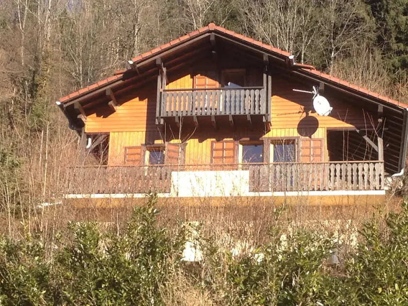 Comfortable Chalet with spectacular mountain views - Image 1