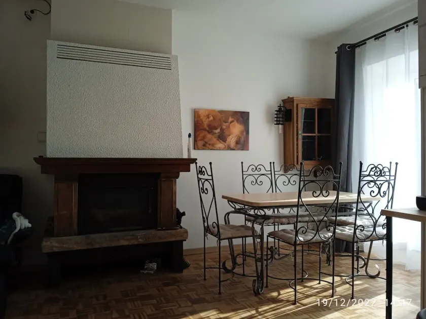Single-storey village house in Aveyron 3 bedrooms with terrace and garage - Image 1