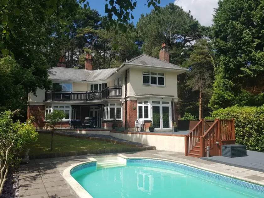 Stunning Westwood Home - Image 1