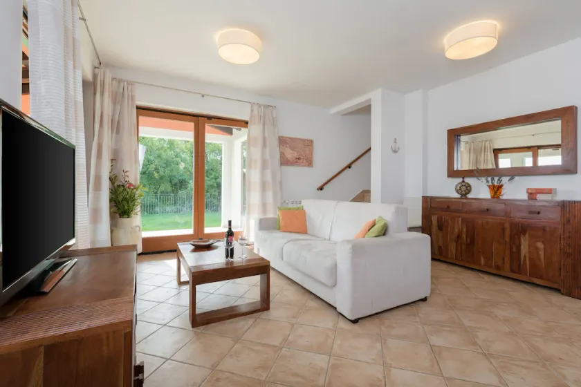 Athos villas on the hills 3 km from the sea - Image 1