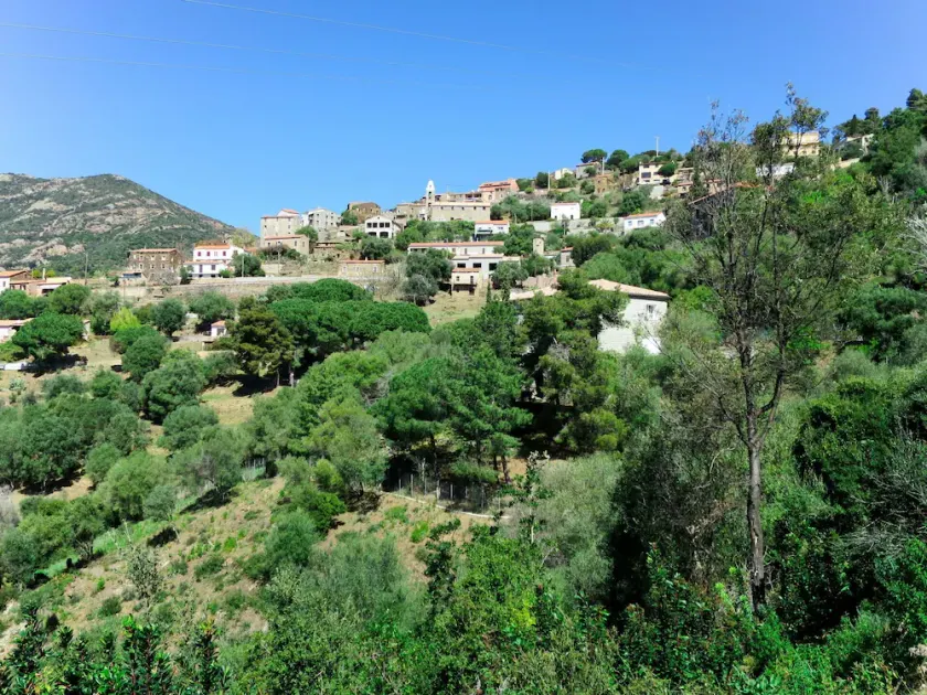 Lovely apartment for 4 guests with A/C, WIFI, TV, patio, pets allowed and panoramic view - Image 1