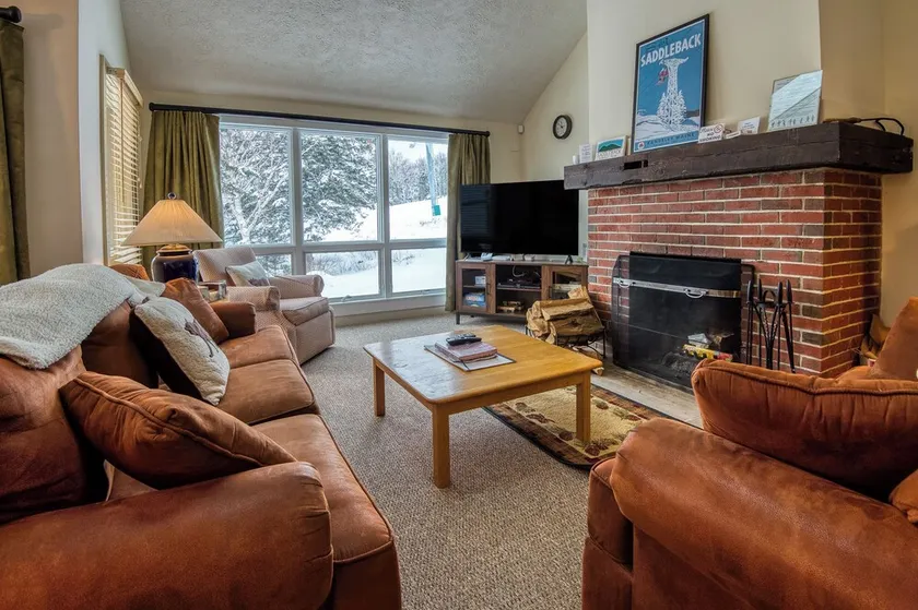 Rock Pond Condo 32 - Large ski in ski out condo for the whole family - Image 1