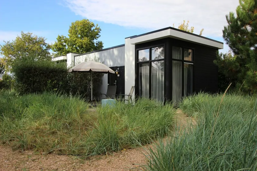Studio with a terrace - Image 1