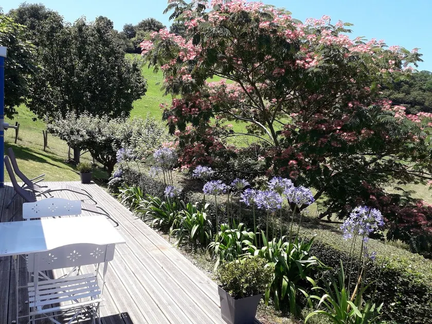 T2 apartment - 45 m2 - for holidays in URRUGNE near ST JEAN DE LUZ - Image 1