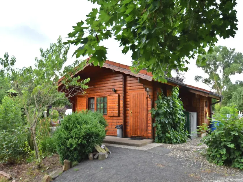Charmantes Ferienhaus mit eigenem Garten - Image 1