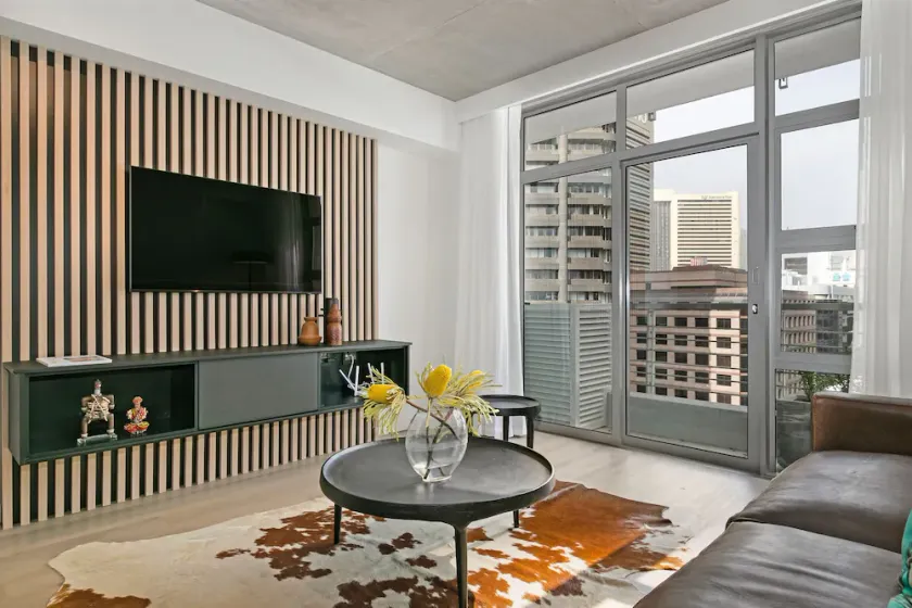 Icon 1003  Luxury APT by HMH - Image 1
