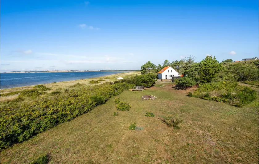 Vackert hem i Knebel med hus havsutsikt - Image 1