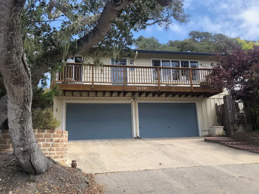 Welcome! Bring the family and enjoy our spacious, charming, super clean  home! - Image 1
