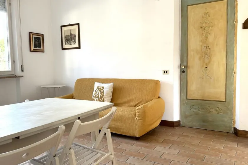 M166 - Marcelli, three-room apartment with air conditioning 50 m from the sea - Image 1