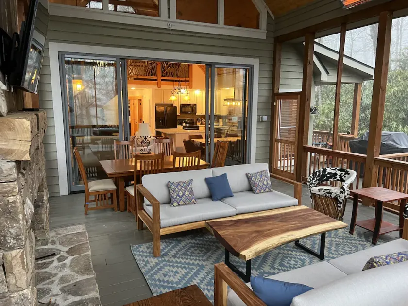 Leisel's Landing: Modern Cabin w Hot Tub, Firepit, EV Charger in Wildwood Forest - Image 1