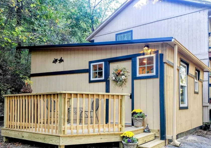 The Aviary at Redbud Valley Lodge - Image 1