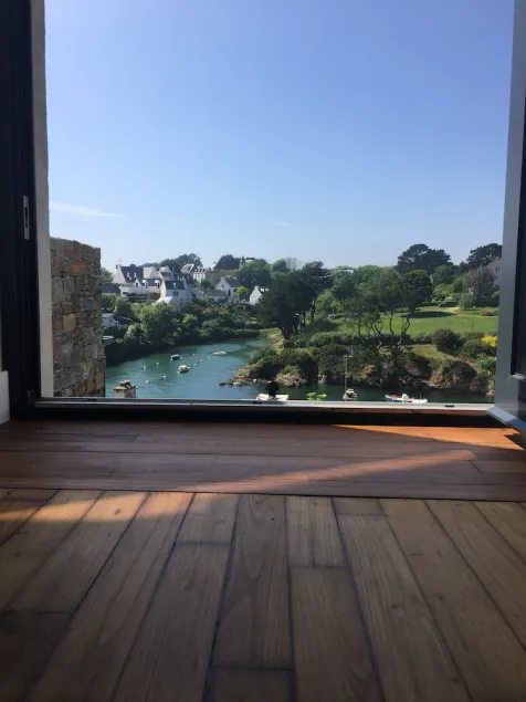 Stunning Views: House with a Large Terrace and Garden in Doelan - Image 1