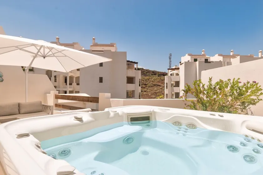Colinas-Tahona 3,3 PENTHOUSE POOL VIEW & JACUZZI - Image 1