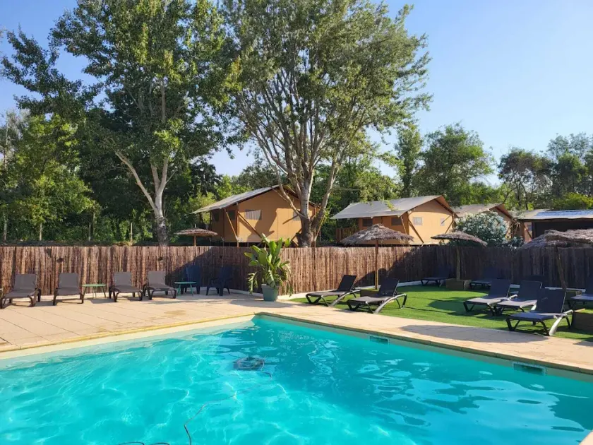 Camping Le Val de Cesse - Image 1