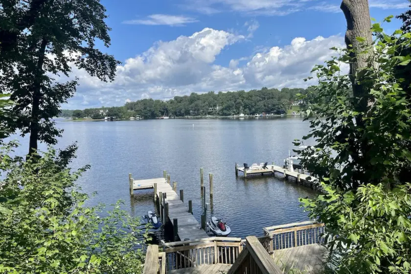 Waterfront home with private pier mins to Annapolis - Image 1