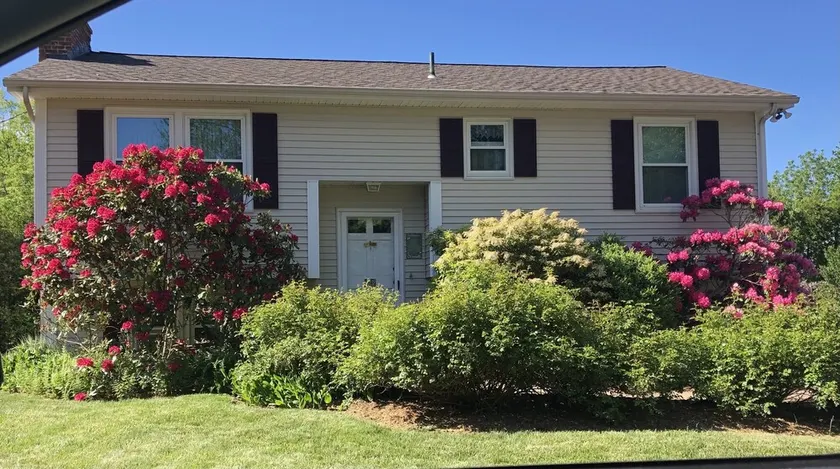 Belle maison Narragansett, quartier calme près de la plage et de la magnifique rivière Narrow - Image 1