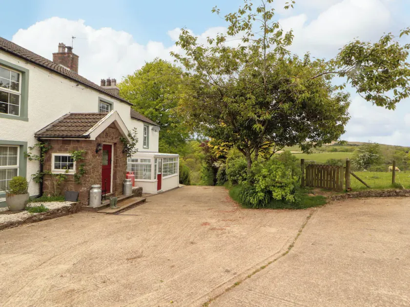 Kirkland Howe Cottage - Image 1