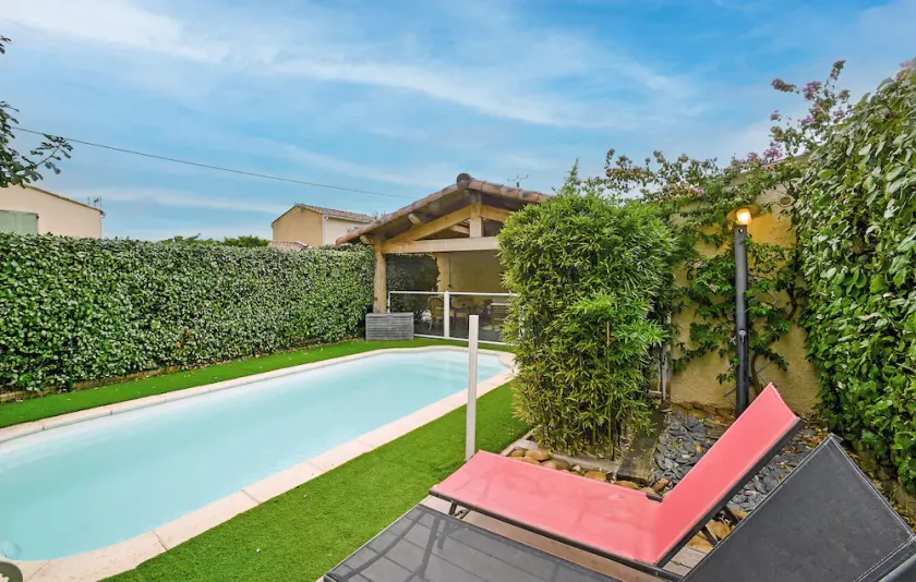 Gorgeous Home In Rochefort Du Gard - Image 1