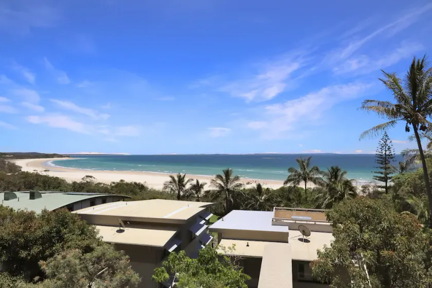 Three bedroom unit on Cylinder Beach with fabulous views. - Image 1
