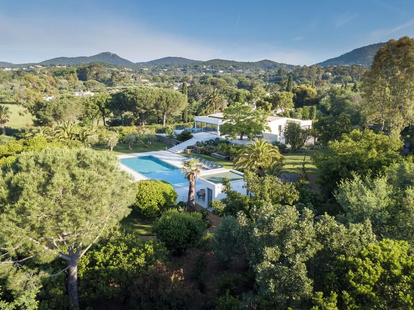 Villa panoramic view of St Tropez - Image 1