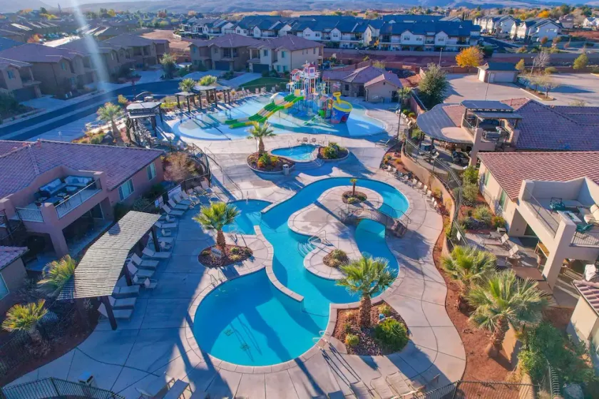 Entire Home - Paradise Pools Two King Suites - Image 1