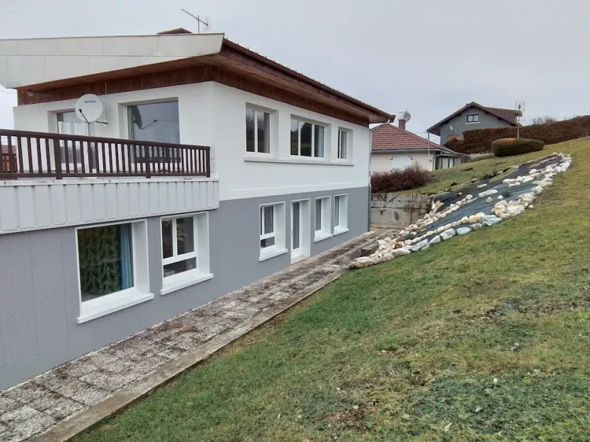 Apartment 3 - Image 1