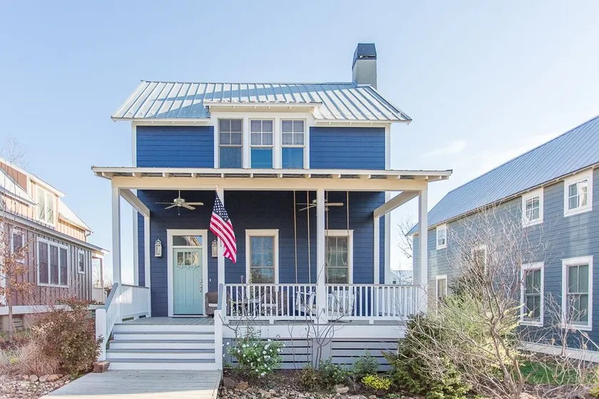 Carlton Landing! Schönes Haus mit Veranda und Außenkamin! - Image 1