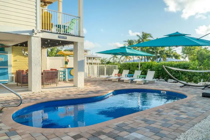 Absolut Perfekt! Reel Ferienvilla mit Pool, Steg, nahe Strand mit Extras! - Image 1
