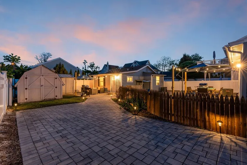 THE Unique Belmar Stay | Prime Location. Privacy. 9 Badges. 2 Grills. Fire Pit. - Image 1