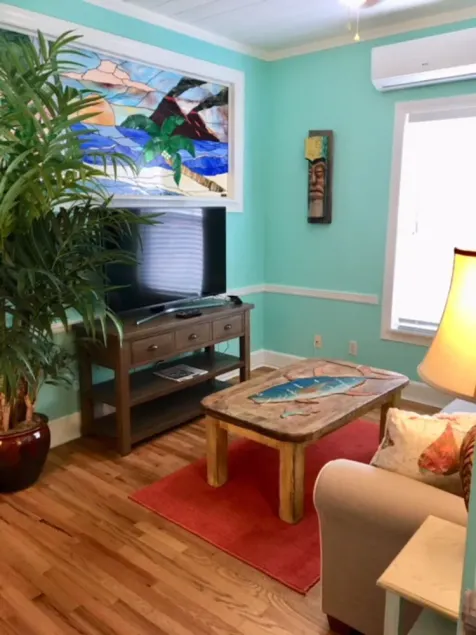ALOHA  SUITE AT OLD COLORADO INN - Image 1