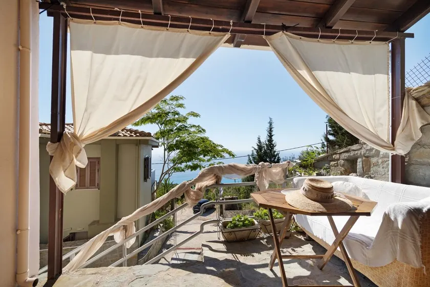 Studio Apartment 'Tajo Suite' with Sea View, Wi-Fi and Air Conditioning - Image 1