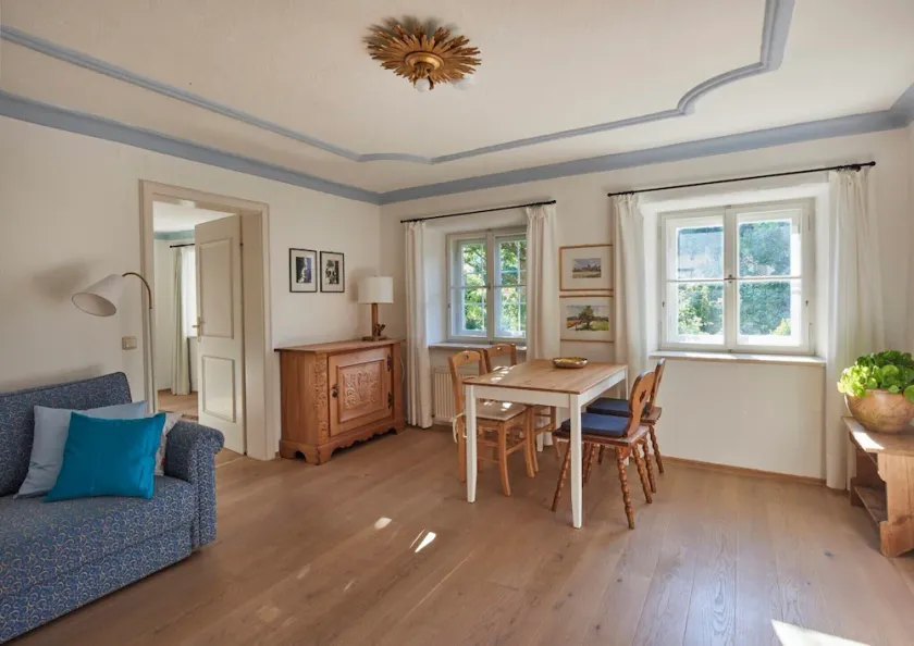 Apartment located at Florianiplatz, with a floor area of 56 m², featuring a terrace and 1 bedroom - Image 1