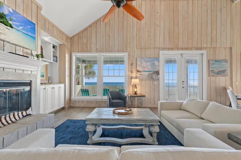 A Winterpast by the Sea - Gulf Front with Private Pool - Image 1