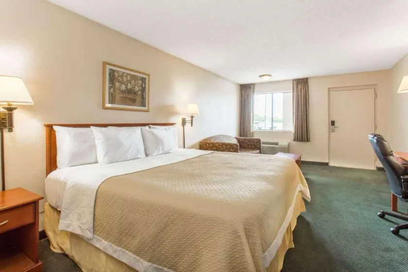 Travel Inn  - Image 1