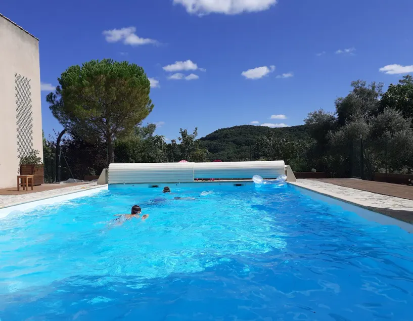 Sommerhus 5/6 personer, 2 soveværelser, swimmingpool, fred og natur garanteret - Image 1