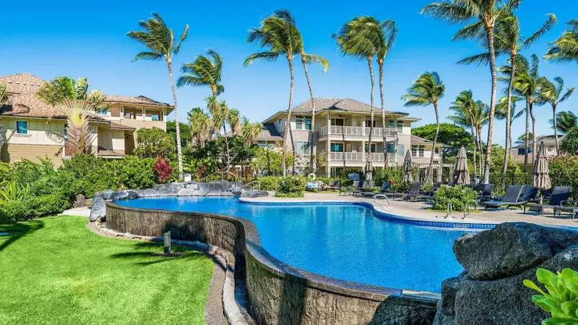 Top-floor Condo w/ Golf and Mountain Views - Pool, Gym, Wifi - Vrkcv - Image 1