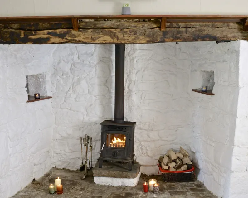 Corderry Farmhouse, idyllic cottage amid 250 acres - Image 1