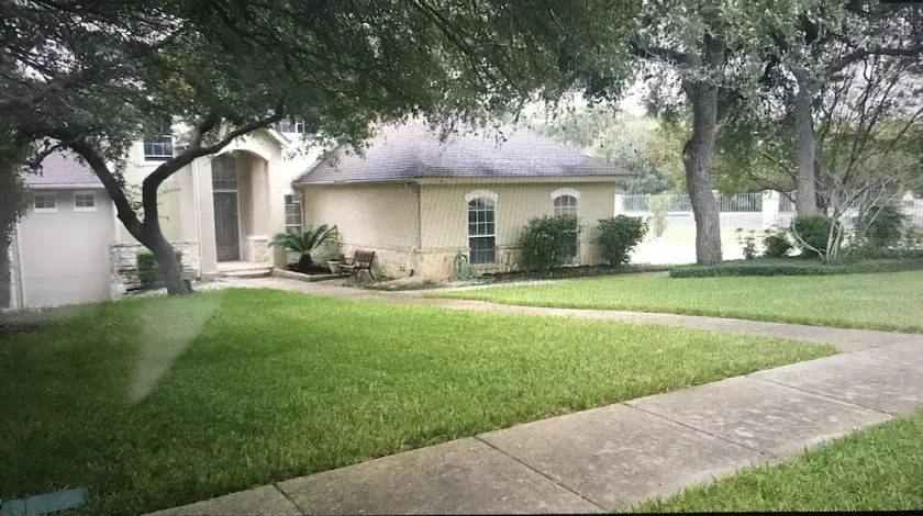 Small private community - Image 1