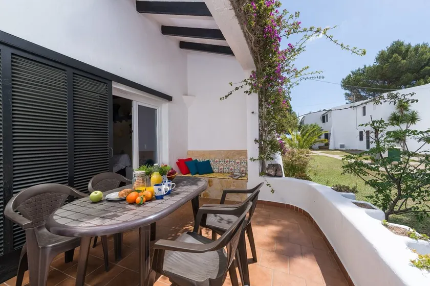 Ambiance Ibiza au bord de la mer – Casa Morrás 46 - Image 1