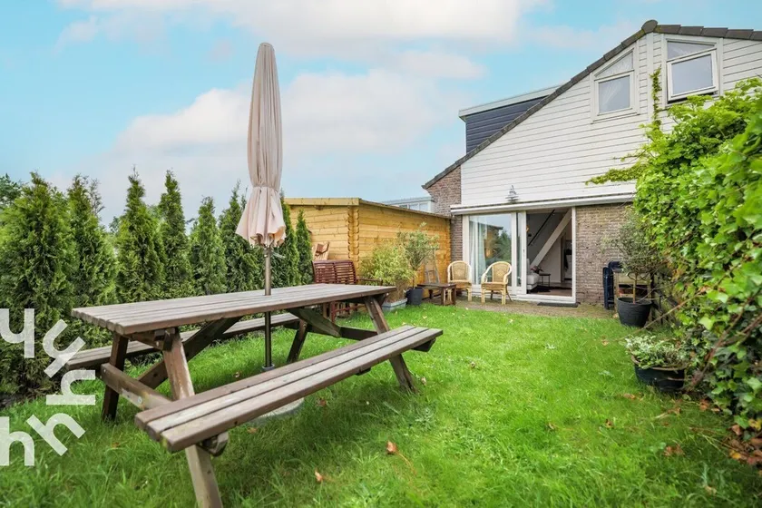 Vacation home 500 meters from the sea. Just 10 minutes walk. - Image 1