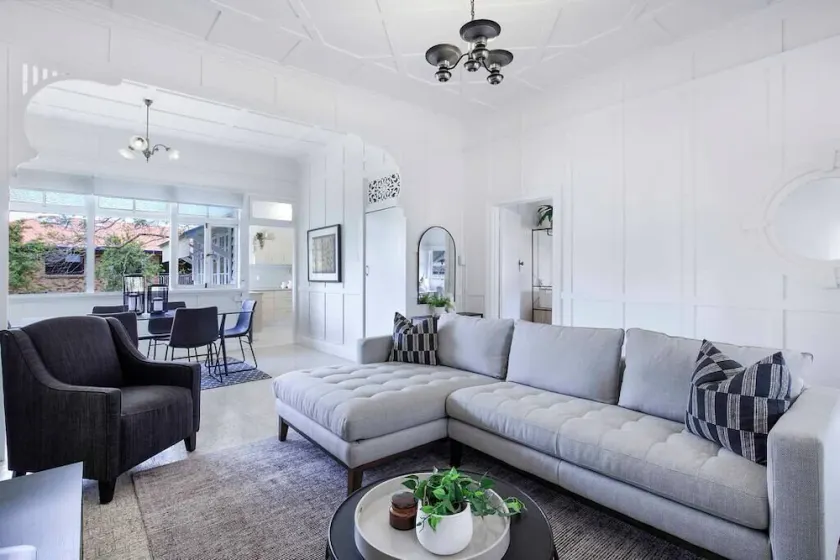 West end Charm 5 bed, 3km to CBD - Image 1