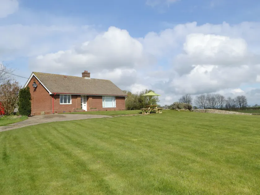 2 bedroom accommodation in Horsley, near Newcastle-upon-Tyne - Image 1
